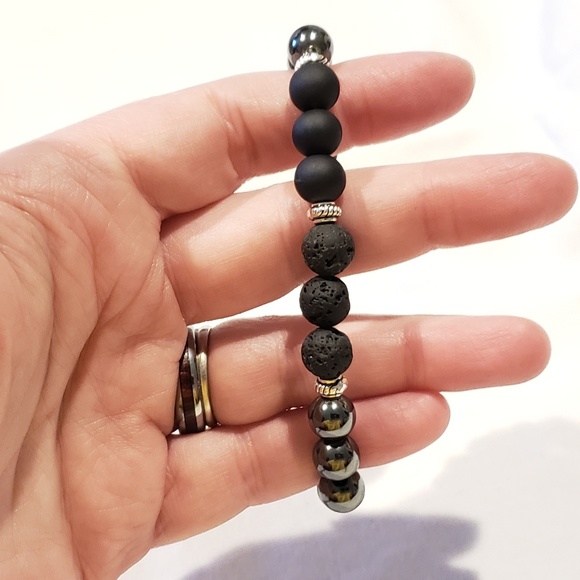 Lave Stone Diffuser Bracelet - Picture 6 of 6